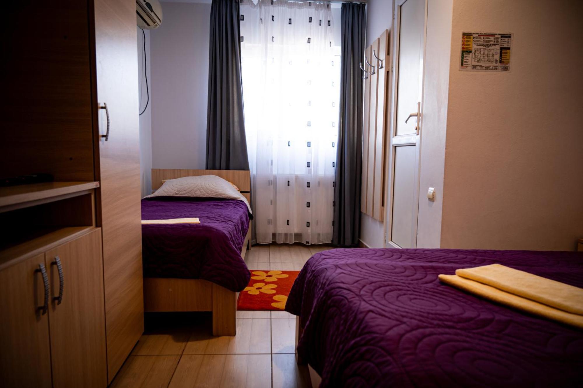 Casa La Dinamo Hotel 2 Mai Bagian luar foto